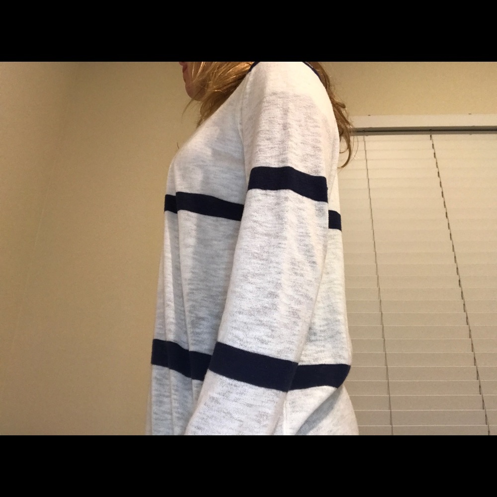 Dark blue and white long sleeve cardigan